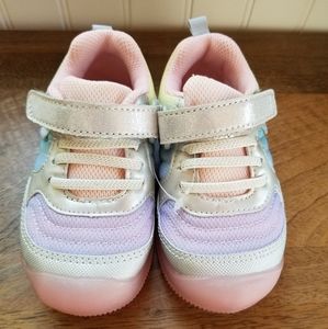 New Stride Rite Girl's Toddlers size 6 sneakers